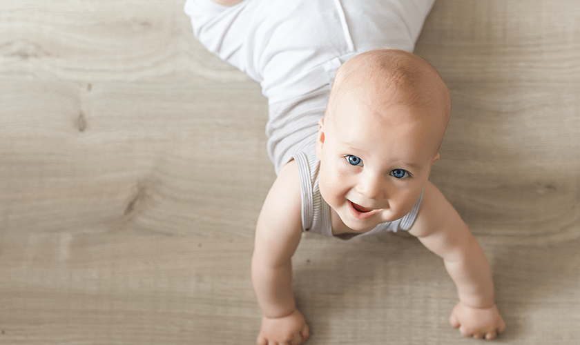 Read more about the article When do babies start walking? All about baby’s first steps